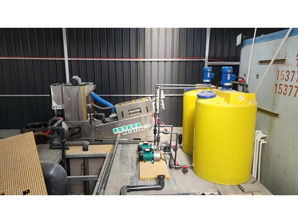 污水處理設備安裝調試完成