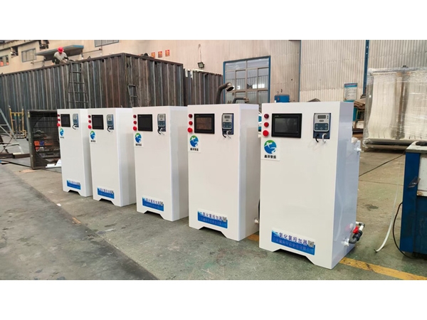 定制款加藥設備發(fā)貨現(xiàn)場